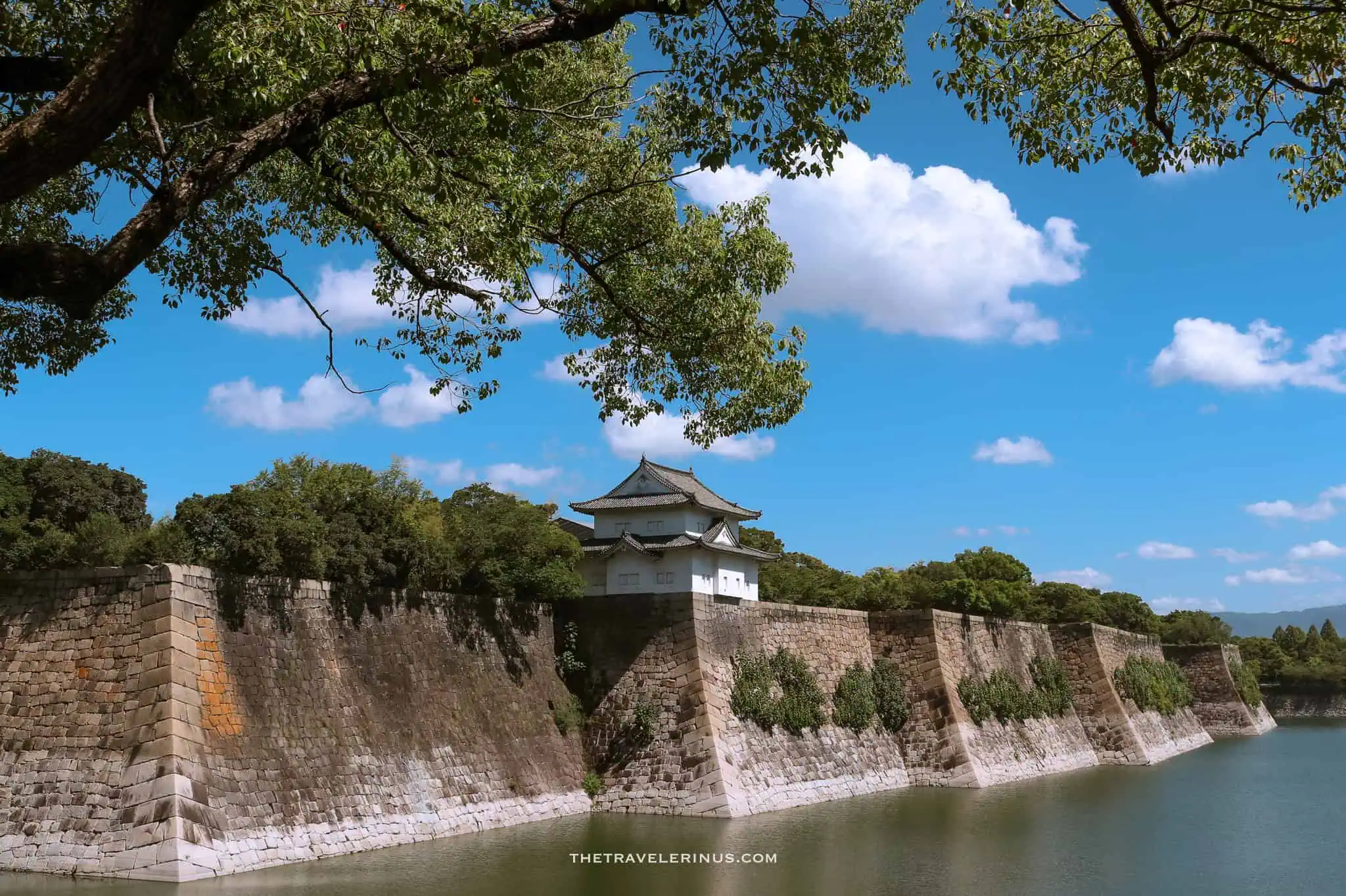 Osaka castle entrance