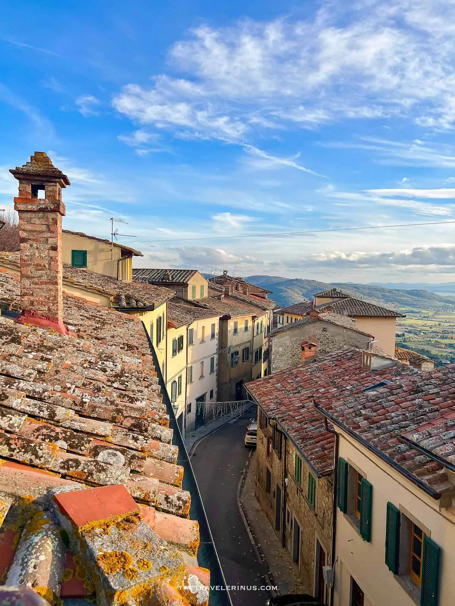 Alleyway in Cortona, Italy. European summer destination