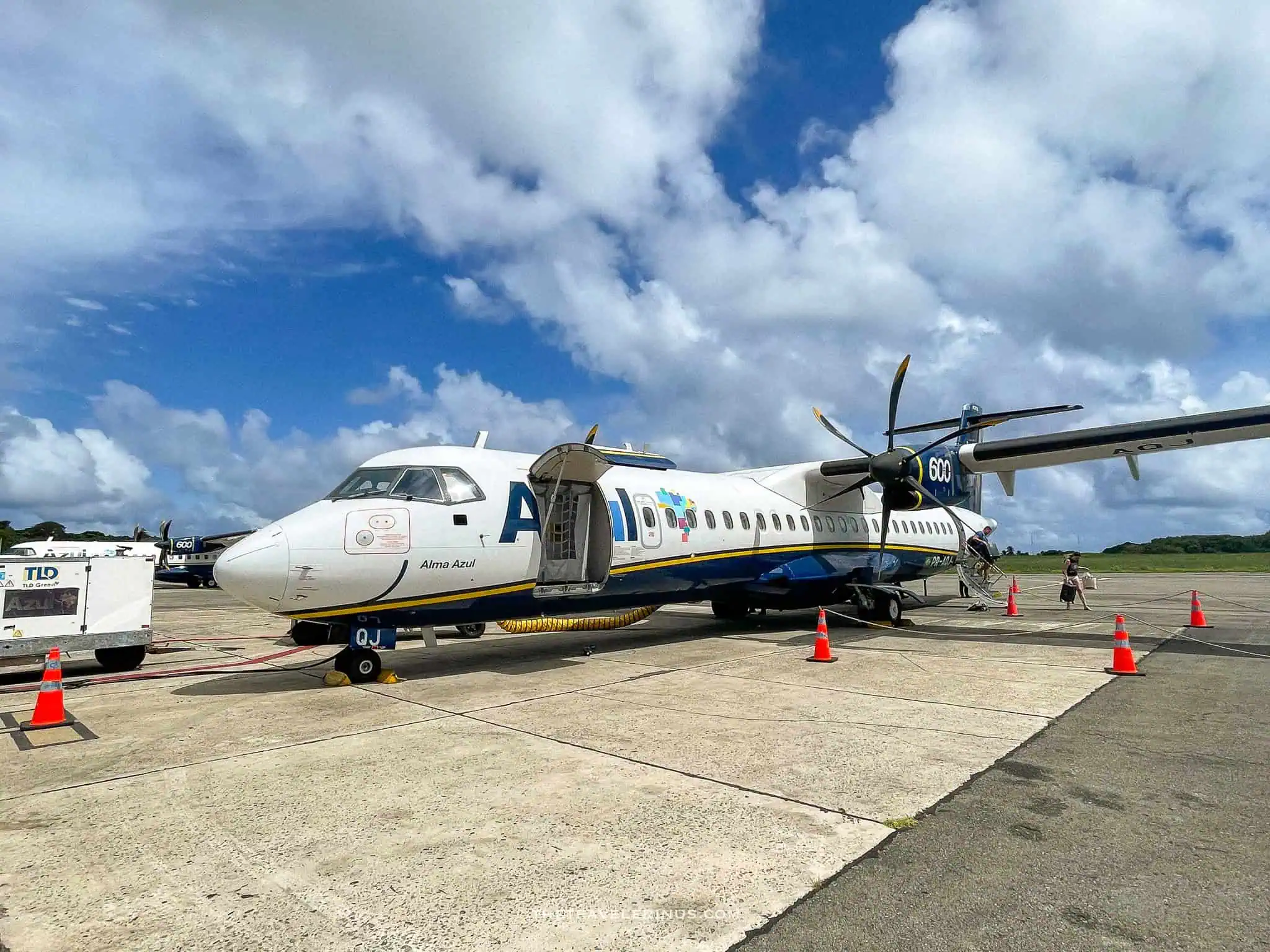 Small airplane, flight from Recife to Fernando de Noronha