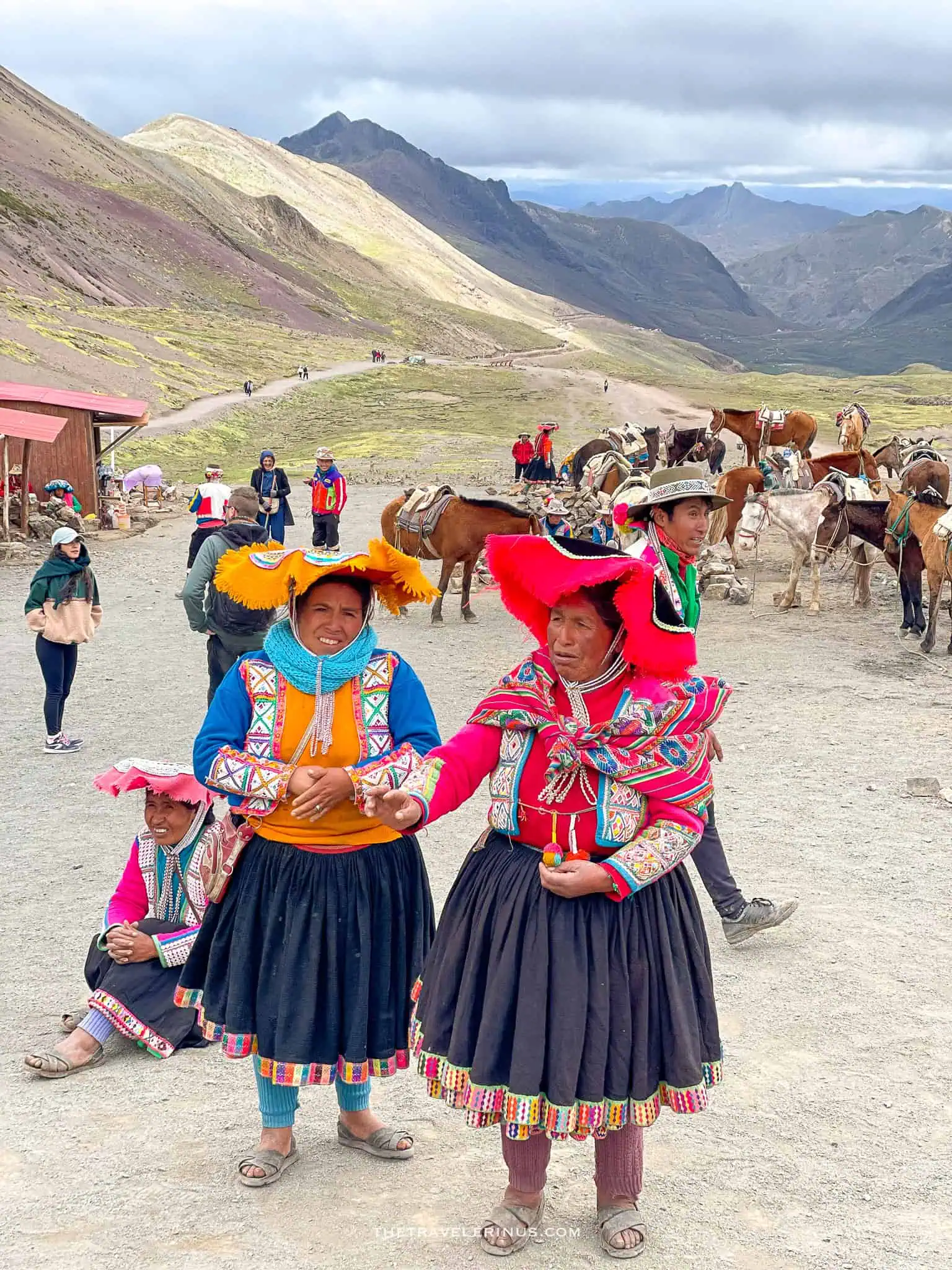 women in traditional clothing cusco peru