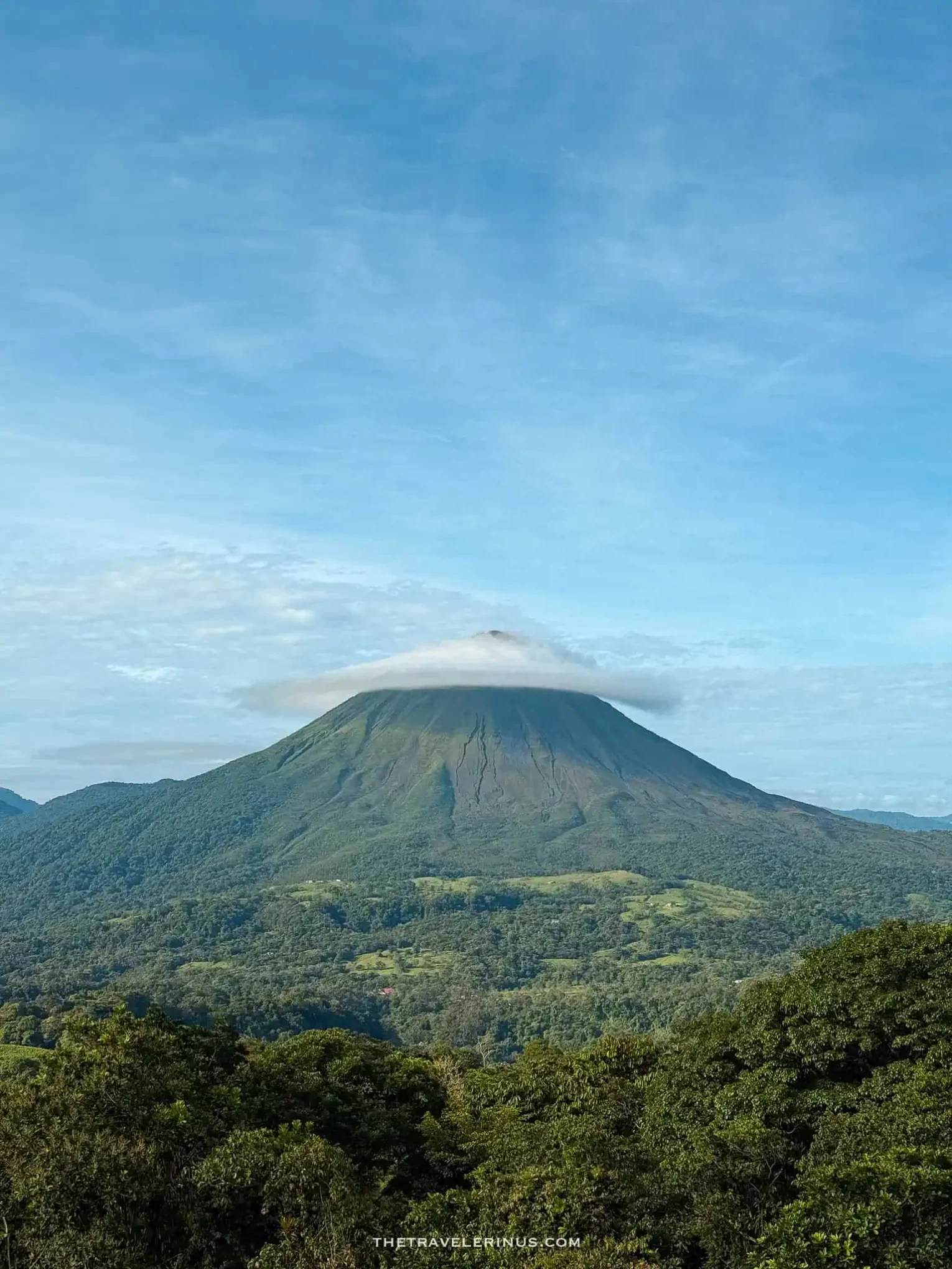 volcano in costa rica